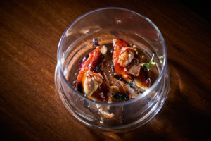 Nigiri de anguila